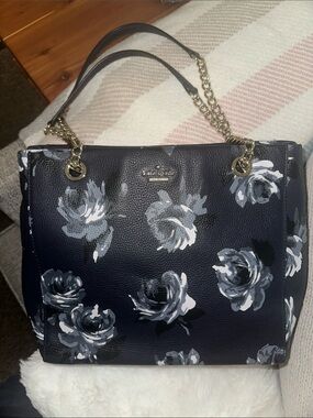 kate spade navy floral shoulder bag with gold chain